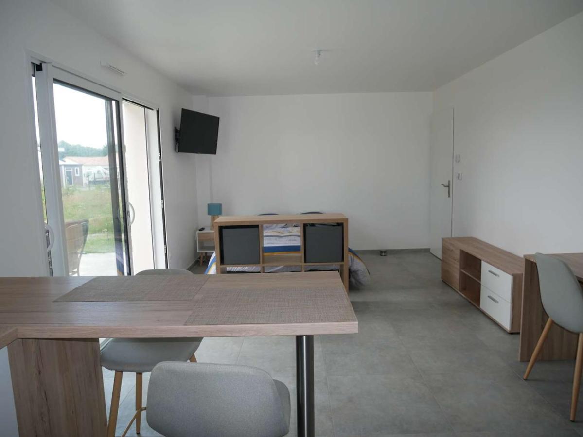 Studio Lumineux Avec Terrasse La Roche-sur-Yon Dış mekan fotoğraf