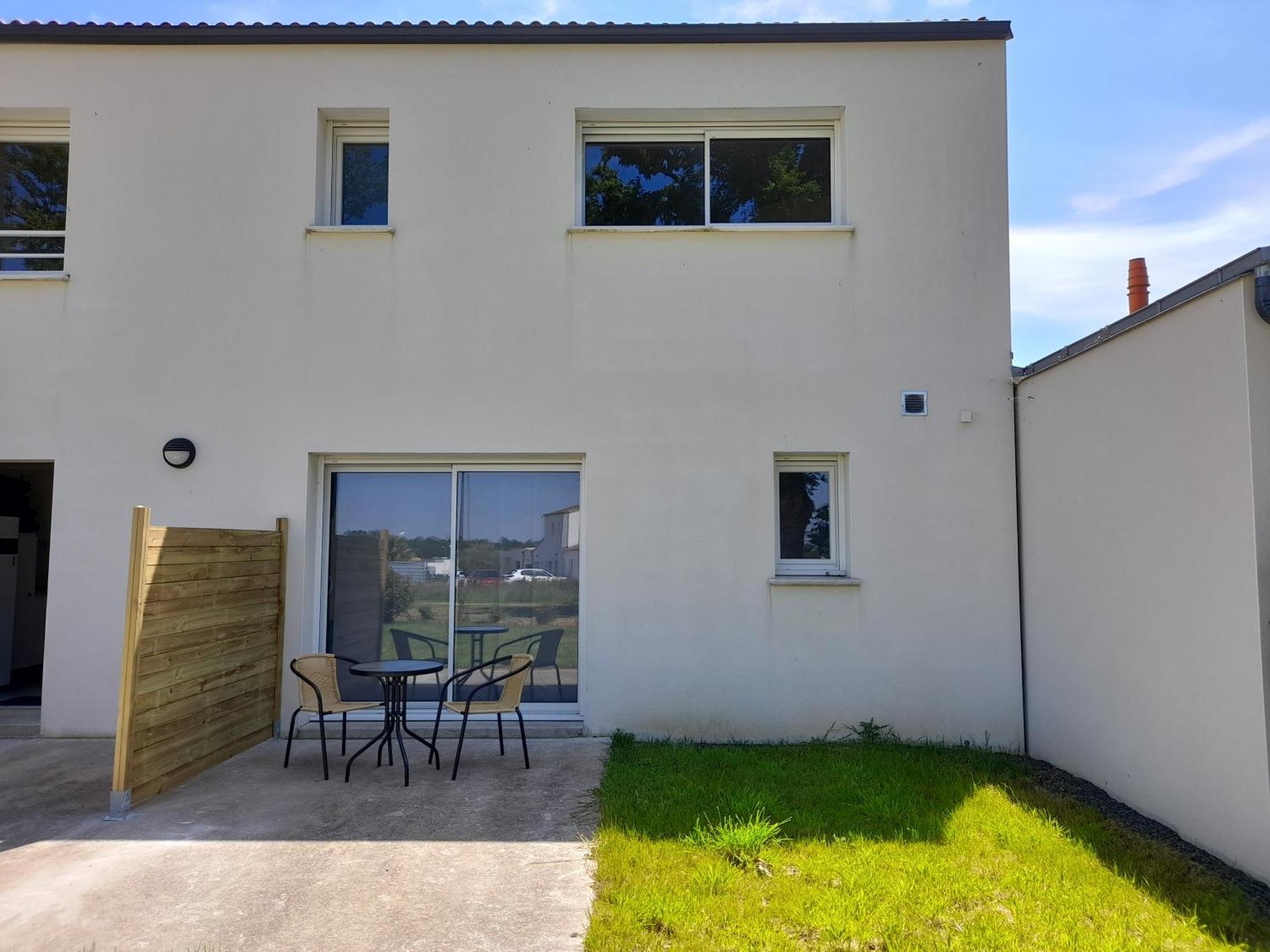 Studio Lumineux Avec Terrasse La Roche-sur-Yon Dış mekan fotoğraf