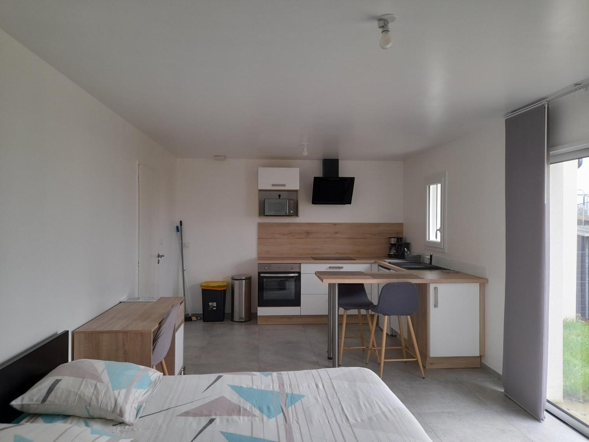 Studio Lumineux Avec Terrasse La Roche-sur-Yon Dış mekan fotoğraf