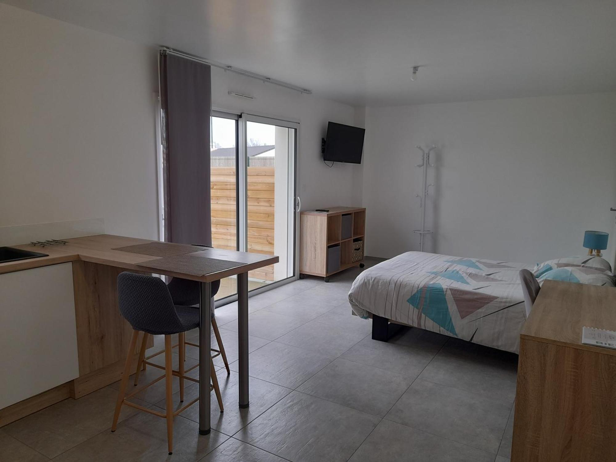 Studio Lumineux Avec Terrasse La Roche-sur-Yon Dış mekan fotoğraf
